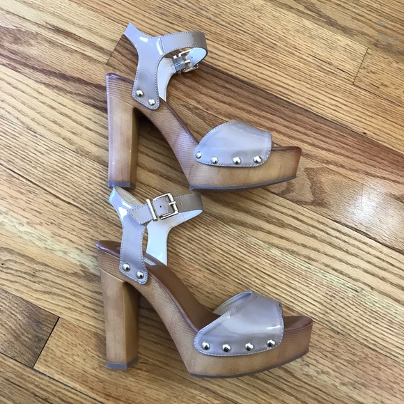 High Heels - Picture 2 of 2